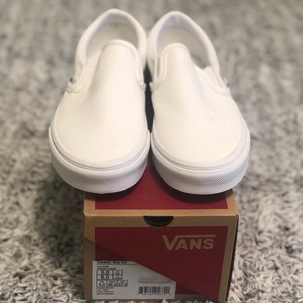 Vans Classic Slip-On ‘True White’ - NWT
